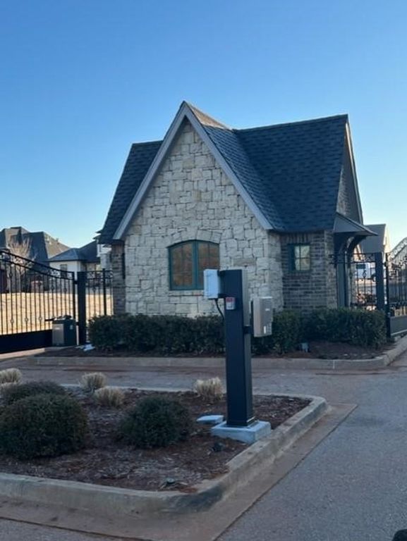 8900 NW 130th Street, Oklahoma City, OK 73142