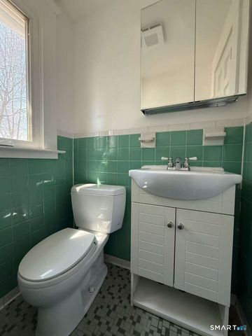 24 Paramount Avenue, Hamden, CT 06517