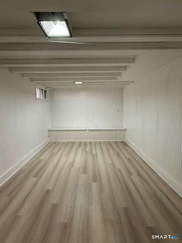 24 Paramount Avenue, Hamden, CT 06517