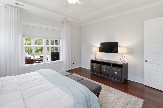 2767 Summertime Lane, Mount Pleasant, SC 29466