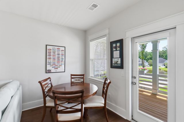 2767 Summertime Lane, Mount Pleasant, SC 29466