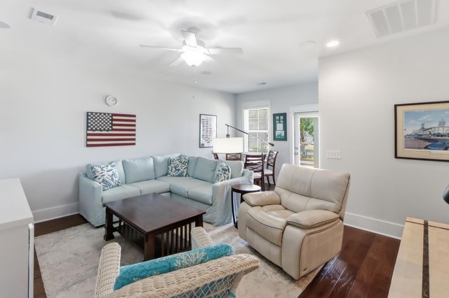 2767 Summertime Lane, Mount Pleasant, SC 29466
