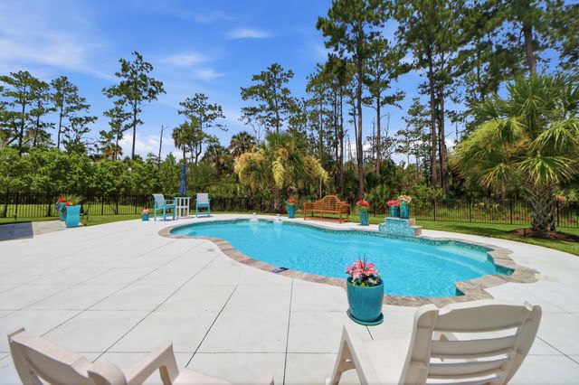2767 Summertime Lane, Mount Pleasant, SC 29466