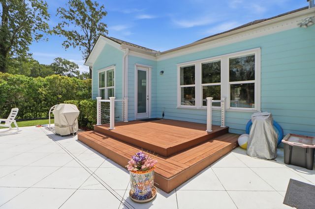 2767 Summertime Lane, Mount Pleasant, SC 29466