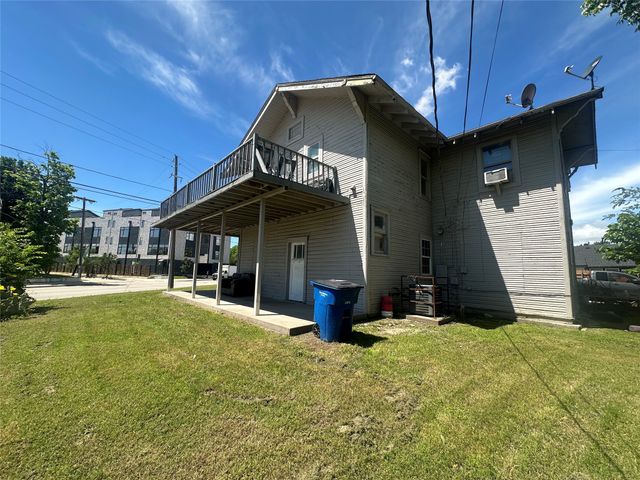 431 E 8th Street C, Dallas, TX 75203