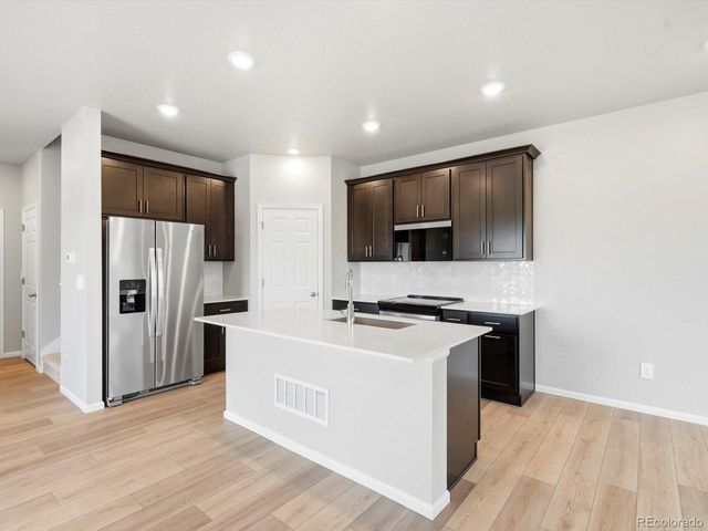 2197 E 164th Ave, Thornton, CO 80602