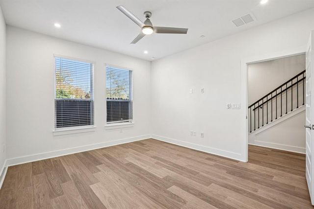 200 W 56th ST 8103, Austin, TX 78751