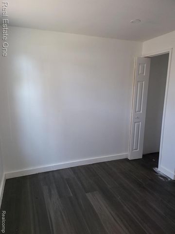 18603 Mackay Street, Detroit, MI 48234