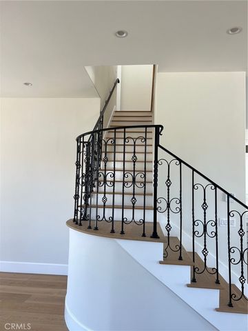 20329 Stagg Street, Winnetka, CA 91306