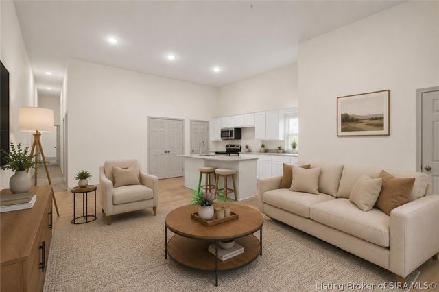602 E 8th Street, New Albany, IN 47150
