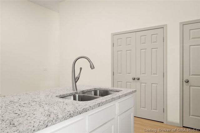 602 E 8th Street, New Albany, IN 47150