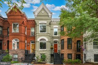210 11TH ST SE, Washington, DC 20003