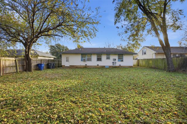 1820 N Oswego Avenue, Tulsa, OK 74115