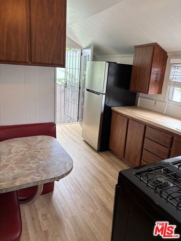 1921 6th Street, Santa Monica, CA 90405