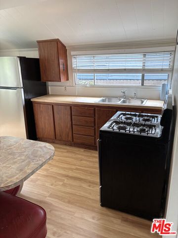 1921 6th Street, Santa Monica, CA 90405