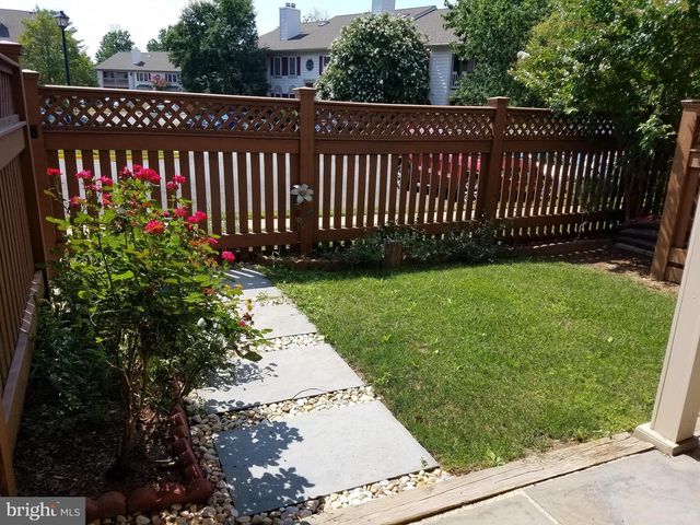 6913-A SANDRA MARIE CIR, Alexandria, VA 22310