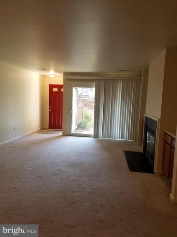 6913-A SANDRA MARIE CIR, Alexandria, VA 22310