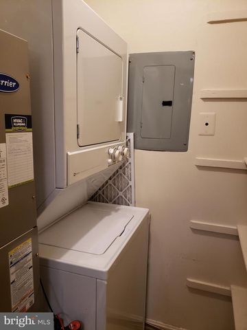 6913-A SANDRA MARIE CIR, Alexandria, VA 22310