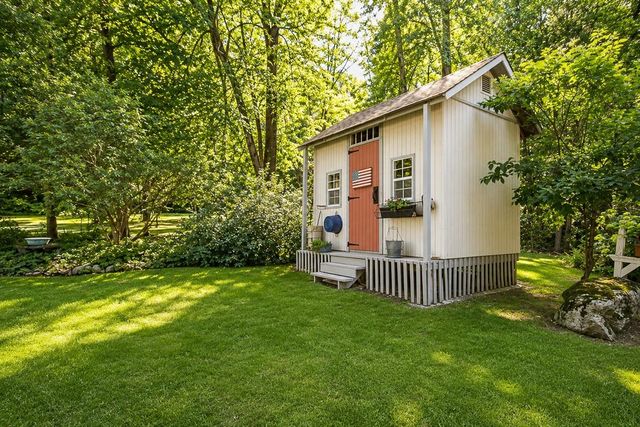 150 Lowell Road, Salem, NH 03079