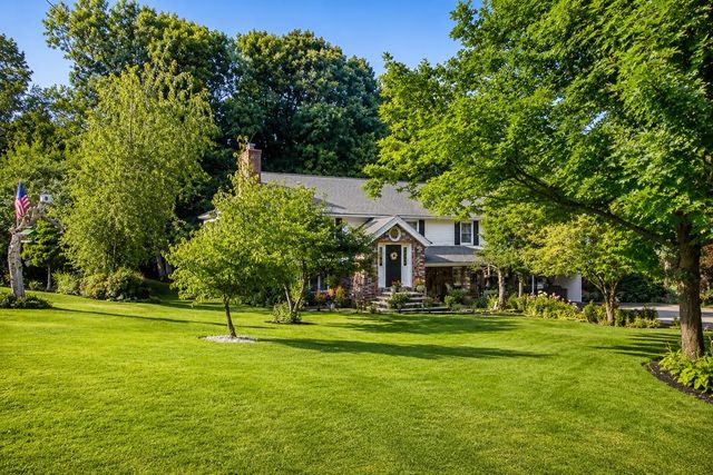 150 Lowell Road, Salem, NH 03079