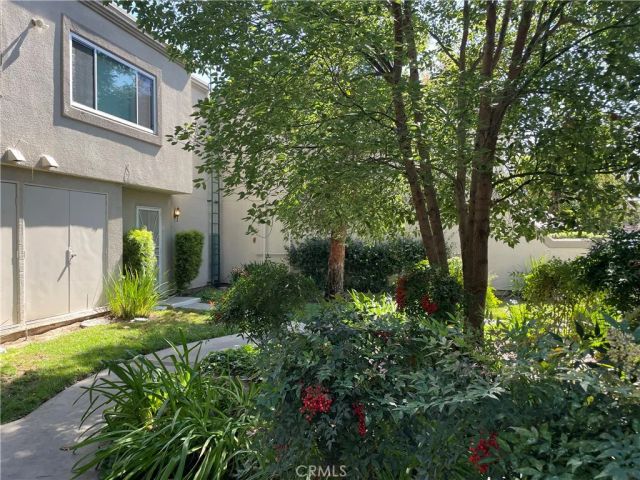 18504 Mayall Street C, Northridge, CA 91324