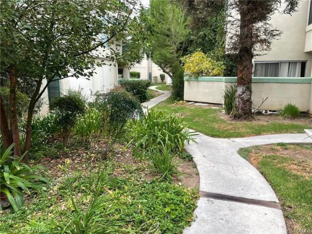 18504 Mayall Street C, Northridge, CA 91324