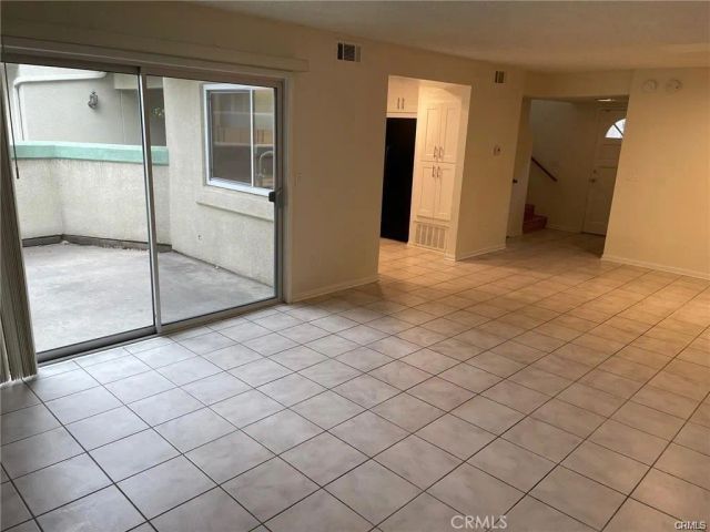 18504 Mayall Street C, Northridge, CA 91324