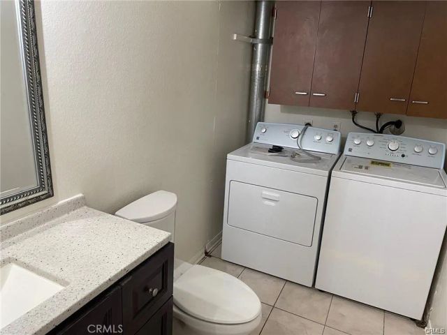 18504 Mayall Street C, Northridge, CA 91324