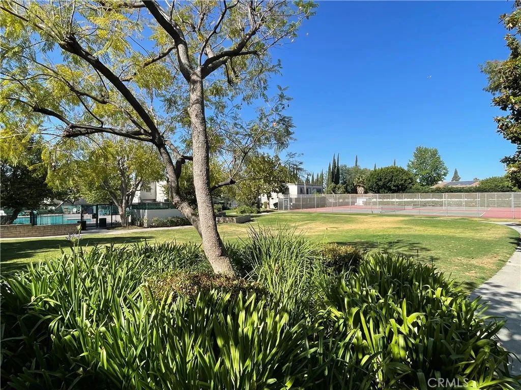 18504 Mayall Street C, Northridge, CA 91324