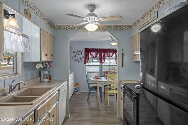 8430 Highpoint Boulevard, Brooksville, FL 34613