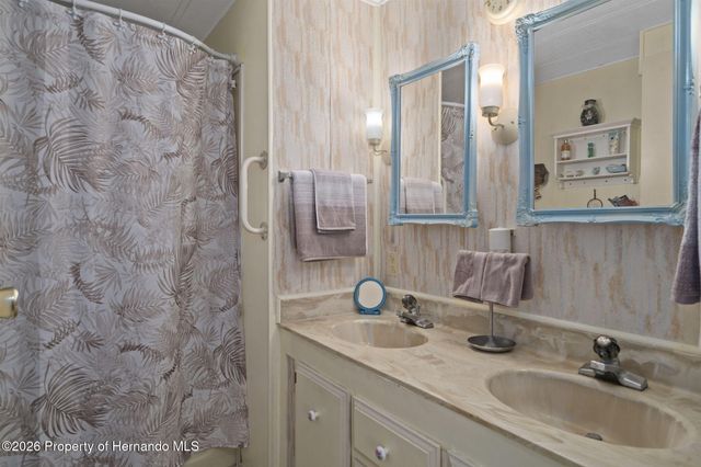 8430 Highpoint Boulevard, Brooksville, FL 34613