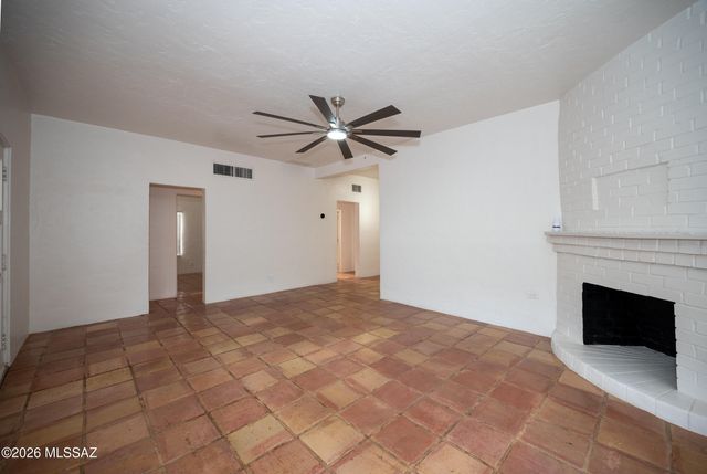 1214 E Copper Street A, Tucson, AZ 85719