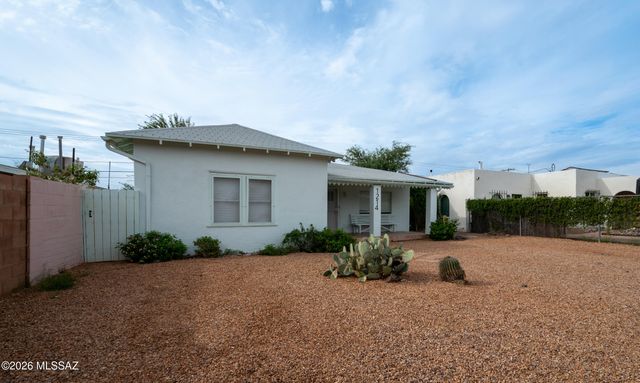1214 E Copper Street A, Tucson, AZ 85719