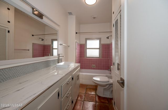 1214 E Copper Street A, Tucson, AZ 85719