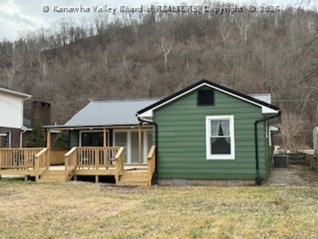 6516 Maccorkle Avenue, St Albans, WV 25177