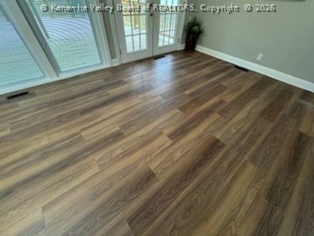 6516 Maccorkle Avenue, St Albans, WV 25177