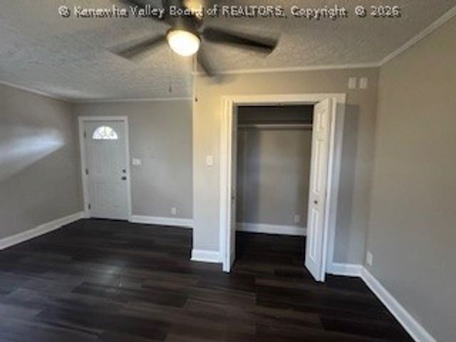 6516 Maccorkle Avenue, St Albans, WV 25177