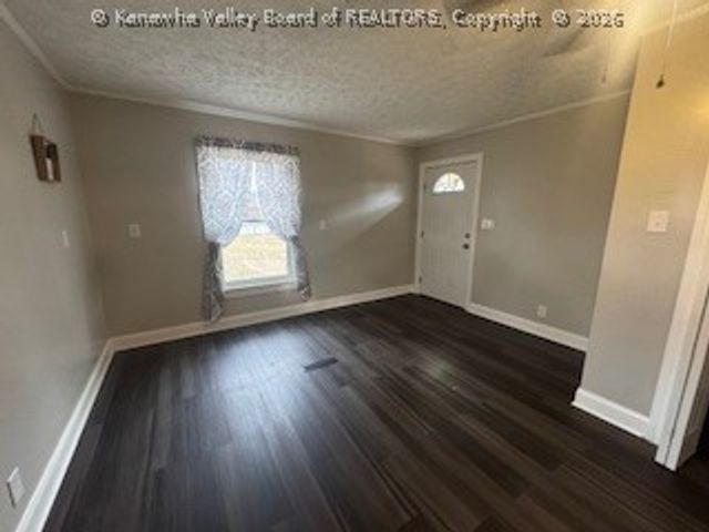 6516 Maccorkle Avenue, St Albans, WV 25177