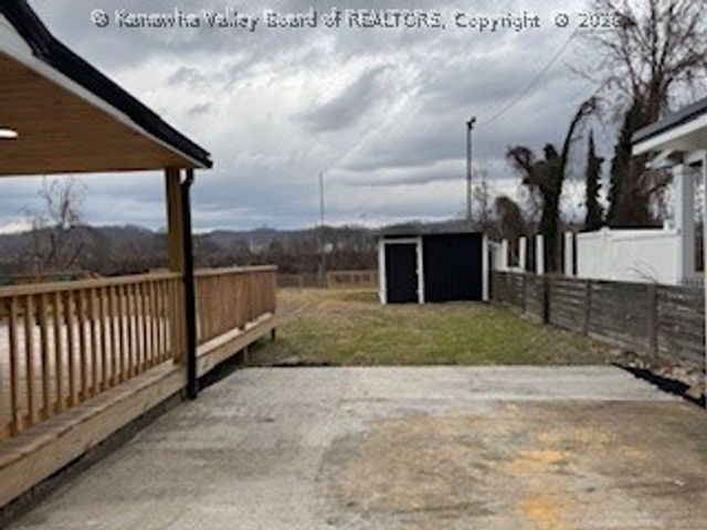 6516 Maccorkle Avenue, St Albans, WV 25177