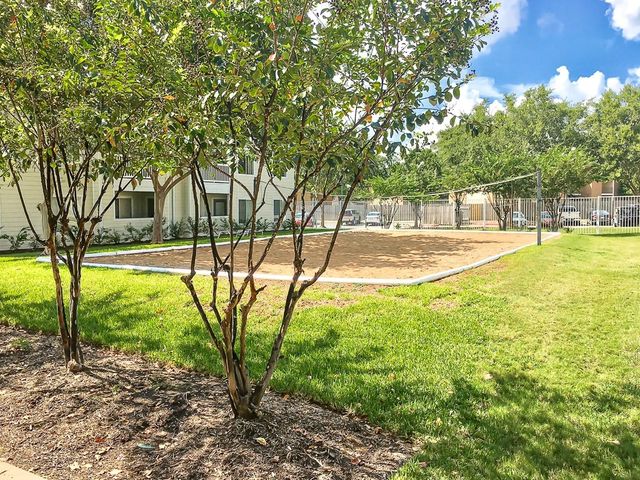 517 Southwest Parkway 301, College Station, TX 77840