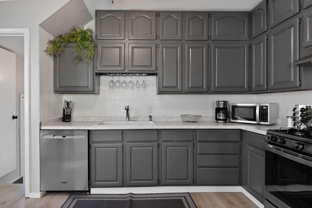 208 Lake Shore Drive, Michigan City, IN 46360