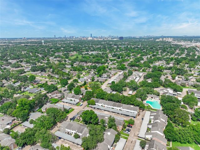 9243 Westwood Village Drive 53, Houston, TX 77036