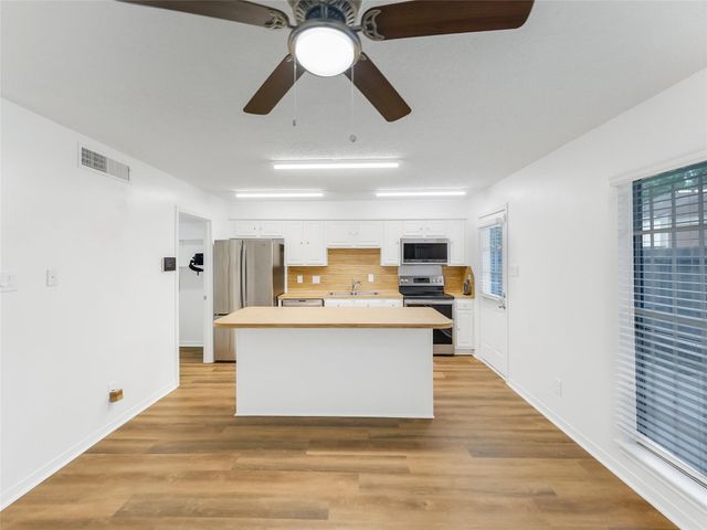 9243 Westwood Village Drive 53, Houston, TX 77036