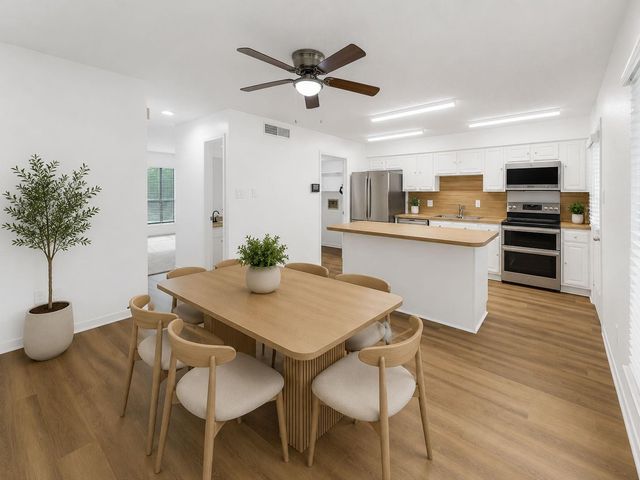9243 Westwood Village Drive 53, Houston, TX 77036