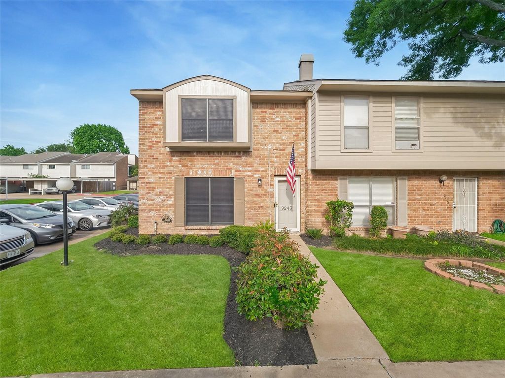 9243 Westwood Village Drive 53, Houston, TX 77036