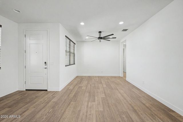 3834 E BRANHAM Lane, Phoenix, AZ 85042