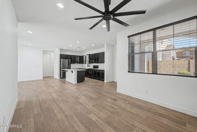 3834 E BRANHAM Lane, Phoenix, AZ 85042