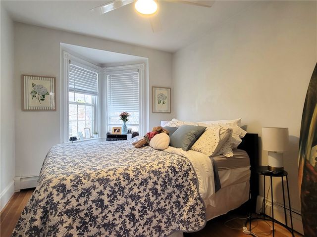 102 Broadway 1C, Newport, RI 02840