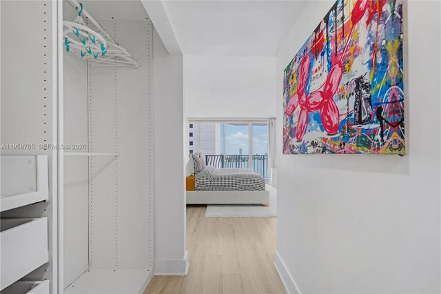 7601 E Treasure Dr 2209, North Bay Village, FL 33141