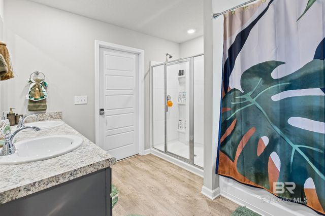 8305 GLENWOOD Way, Semmes, AL 36575